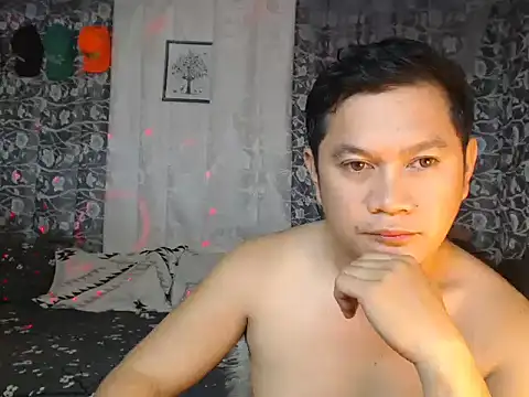 Snapshot of adorableasianboy69 chatting on 03-12-26, 12:39 adorableasianboy69 online show from 03-12-26, 12:39