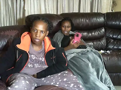 Snapshot of Sky-Diamond chatting on 03-07-26, 11:46 Sky-Diamond online show from 03-07-26, 11:46