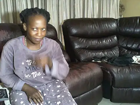 Snapshot of Sky-Diamond chatting on 03-12-26, 04:40 Sky-Diamond online show from 03-12-26, 04:40