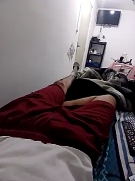 Snapshot of eslikonr chatting on 02-15-26, 10:03 eslikonr online show from 02-15-26, 10:03