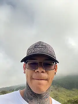 Snapshot of Maxtor_ chatting on 02-23-26, 01:19 Maxtor online show from 02-23-26, 01:19