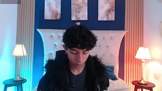 Aiden Rivers  online show from 07-08-26, 01:15