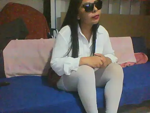 Snapshot of venus-marte chatting on 03-01-26, 07:21 venus-marte online show from 03-01-26, 07:21