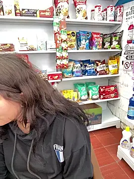 Snapshot of Midary_pink chatting on 03-07-26, 10:07 Midary pink online show from 03-07-26, 10:07