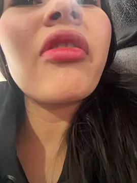 Aylin fire online show from 02-26-26, 06:51