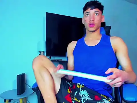 Lyam Russo online show from 04-02-26, 03:37