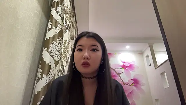 Snapshot of MaeRaads chatting on 02-25-26, 03:21 MaeRaads online show from 02-25-26, 03:21