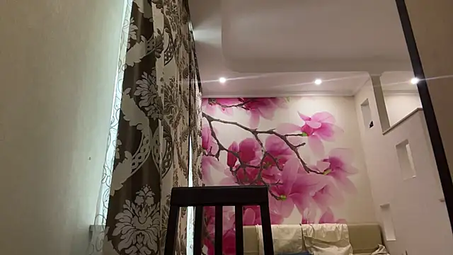 Snapshot of MaeRaads chatting on 02-28-26, 12:28 MaeRaads online show from 02-28-26, 12:28