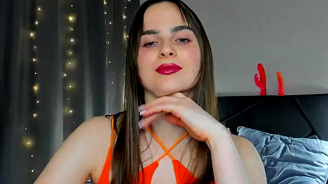 megann fox2 online show from 04-19-26, 04:28