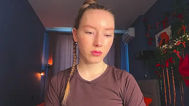 Snapshot of Anna_Kare chatting on 03-02-26, 10:11 Anna Kare online show from 03-02-26, 10:11