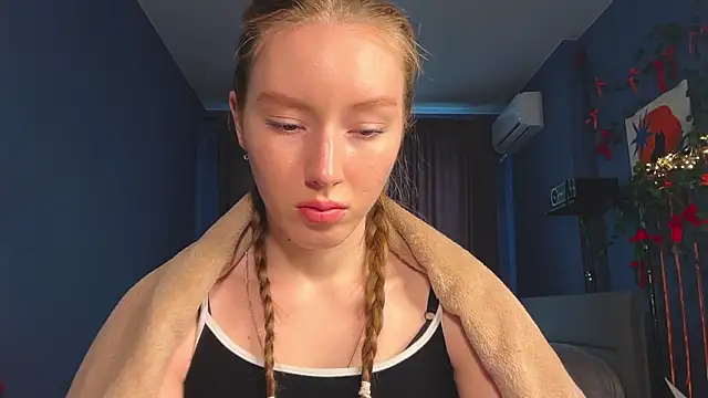 Snapshot of Anna_Kare chatting on 03-05-26, 12:45 Anna Kare online show from 03-05-26, 12:45