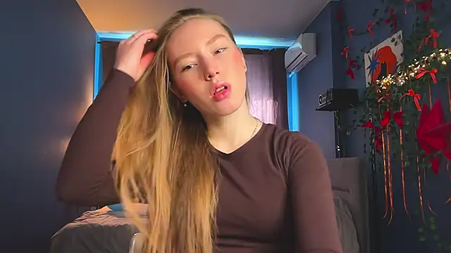 Snapshot of Anna_Kare chatting on 03-12-26, 07:25 Anna Kare online show from 03-12-26, 07:25