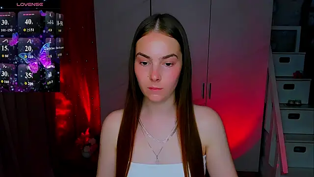 Maddy Wood  online show from 06-13-26, 04:16