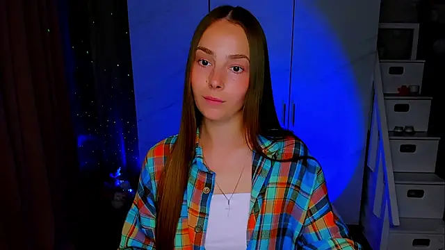 Maddy Wood  online show from 07-26-26, 04:47