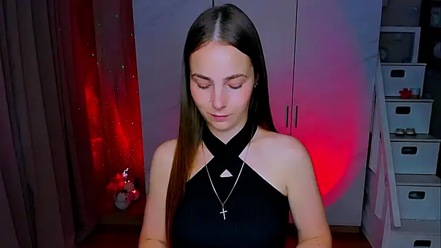 Maddy Wood  online show from 07-28-26, 04:39