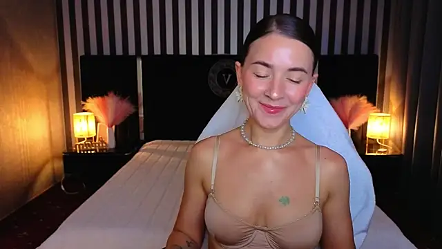 GracefulMichelle online show from 07-26-26, 07:21