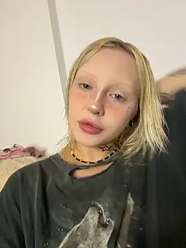 urlittlebaby666 online show from 02-24-26, 09:35