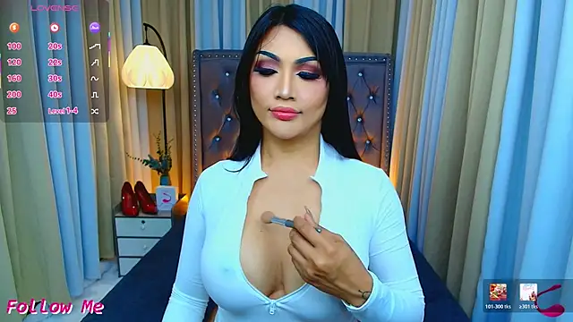 Snapshot of Laureen_Hilton chatting on 03-08-26, 11:36 Laureen Hilton online show from 03-08-26, 11:36