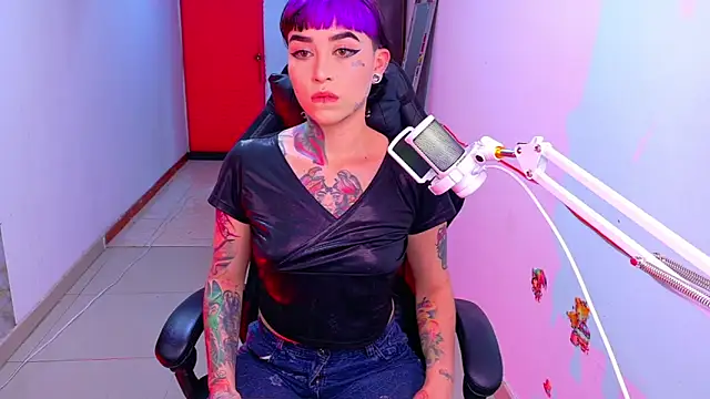 nova kitttyy online show from 04-26-26, 01:25