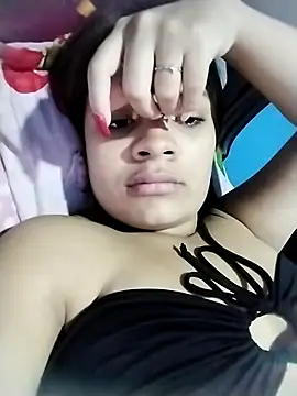 Snapshot of SiaFoxx_ chatting on 02-27-26, 01:49 SiaFoxx online show from 02-27-26, 01:49