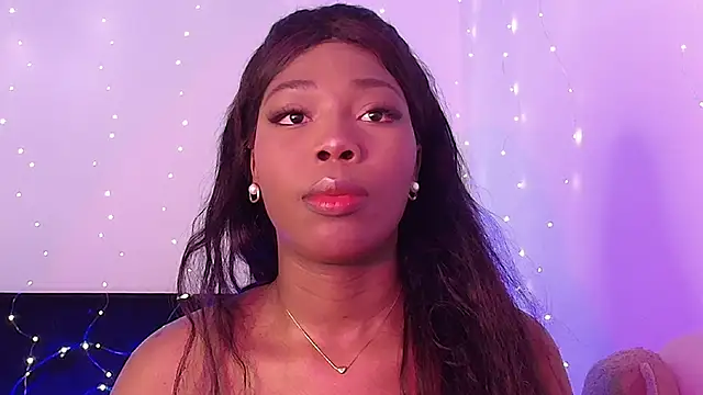 Snapshot of Lunaruiz chatting on 03-05-26, 08:38 Lunaruiz online show from 03-05-26, 08:38