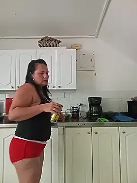 Snapshot of Mishell_Perez chatting on 02-21-26, 07:15 Mishell Perez online show from 02-21-26, 07:15