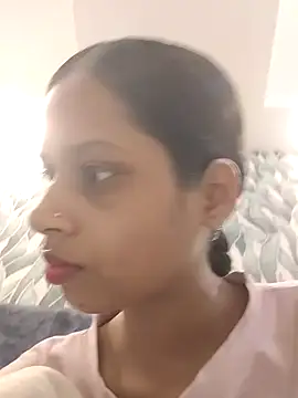 Snapshot of Rani1993 chatting on 05-05-26, 05:54 Rani1993 online show from 05-05-26, 05:54
