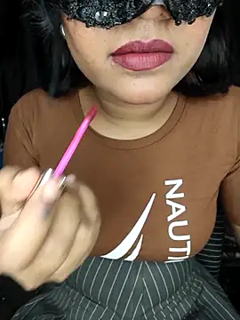 LINNI 3 online show from 03-06-26, 05:20