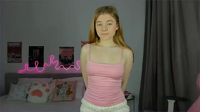 EvaRaee online show from 03-24-26, 03:44