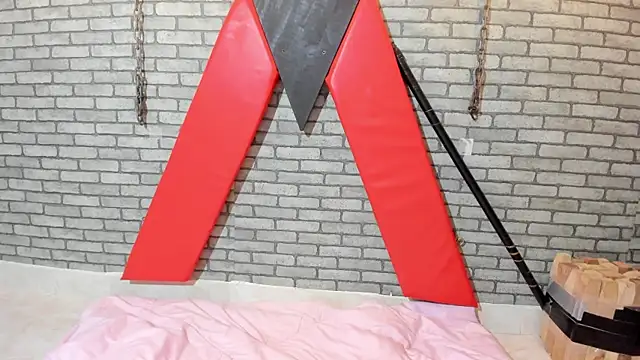 hillary bigbutt online show from 07-13-26, 11:46