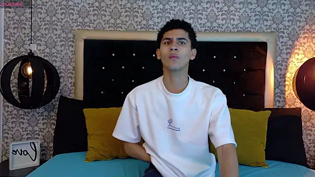 Snapshot of Dark_Sultan chatting on 03-16-26, 08:24 Dark Sultan online show from 03-16-26, 08:24