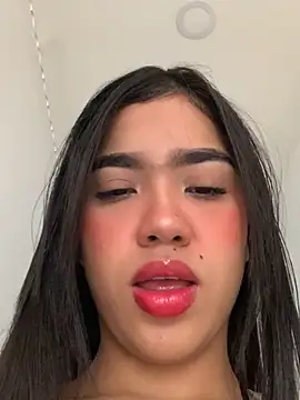 Lily em online show from 07-14-26, 12:33