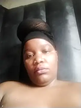 Snapshot of bigboobsy chatting on 03-02-26, 07:48 bigboobsy online show from 03-02-26, 07:48