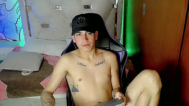 Snapshot of Bby_cash_ chatting on 02-27-26, 08:20 Bby cash online show from 02-27-26, 08:20