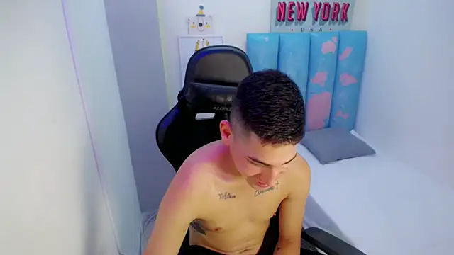 Snapshot of Bby_cash_ chatting on 03-08-26, 03:21 Bby cash online show from 03-08-26, 03:21