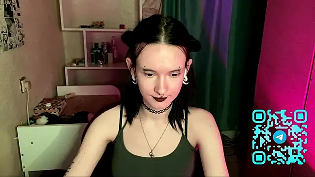 MabelDefina online show from 04-25-26, 01:03