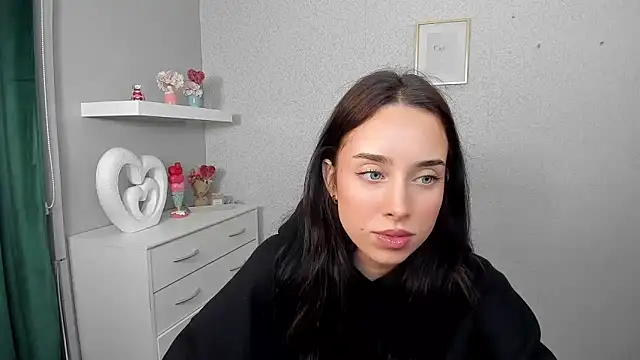 AdeleSolo online show from 03-24-26, 06:29