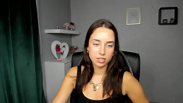 AdeleSolo online show from 07-02-26, 05:24