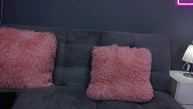 dark dreams  online show from 04-28-26, 07:08