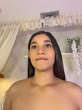 AlessiaVallmont online show from 07-02-26, 10:05