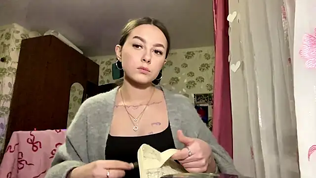 Snapshot of StephaniCute chatting on 03-04-26, 03:07 StephaniCute online show from 03-04-26, 03:07