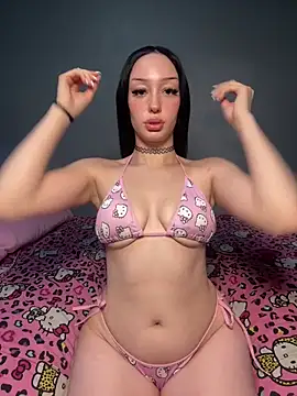 strwbrrymilk online show from 06-18-26, 03:40