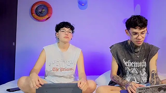 jeroharper  online show from 04-28-26, 02:27