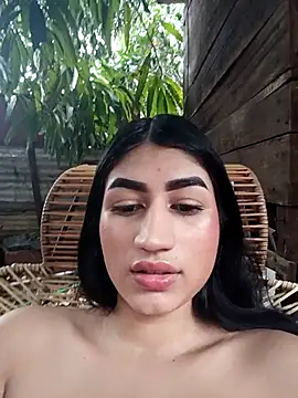 Julianiss online show from 03-06-26, 09:11