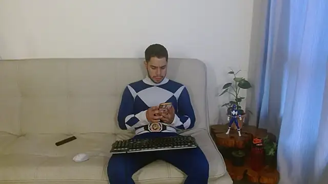 Snapshot of axellblue chatting on 02-25-26, 11:03 axellblue online show from 02-25-26, 11:03