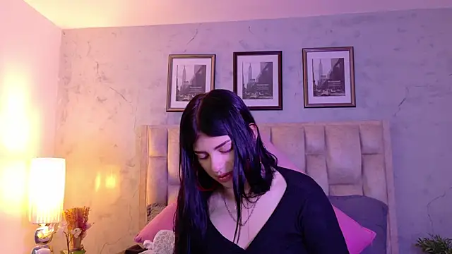 IsabellaRossi online show from 05-14-26, 11:28