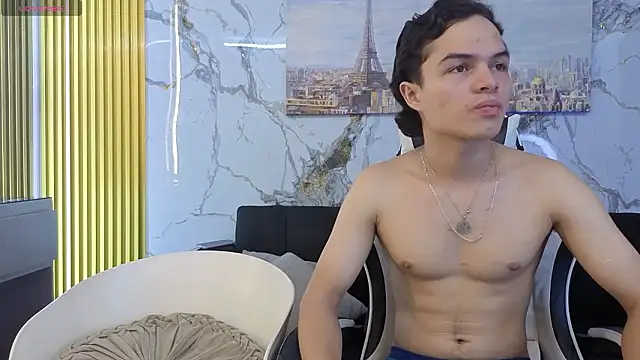 Snapshot of Ebony_and_boy_pm chatting on 03-11-26, 09:43 Ebony and boy pm online show from 03-11-26, 09:43