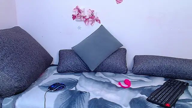 miay here  online show from 03-07-26, 08:00