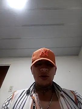 Snapshot of Valentino_dominusSex chatting on 02-22-26, 10:14 Valentino dominusSex online show from 02-22-26, 10:14