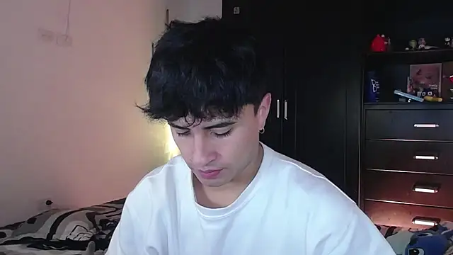 Snapshot of Jhon_Sara chatting on 03-11-26, 01:39 Jhon Sara online show from 03-11-26, 01:39